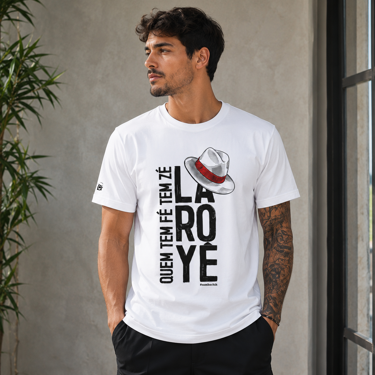 Camiseta Básica Quem Tem Fé Tem Seu Zé